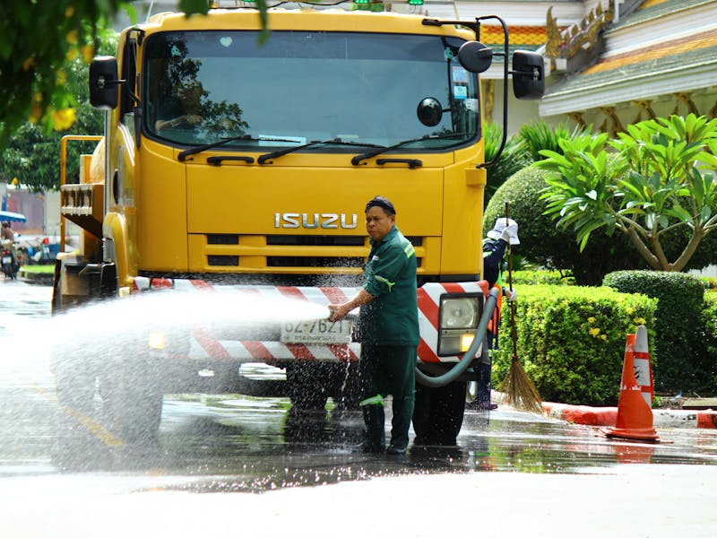 Mobile lawn mower repair service truck